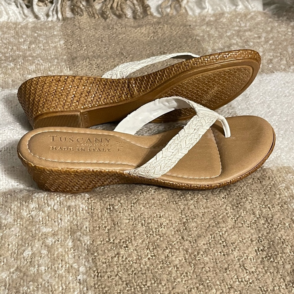 Tuscany By Easy Street White & brown wedge sandals